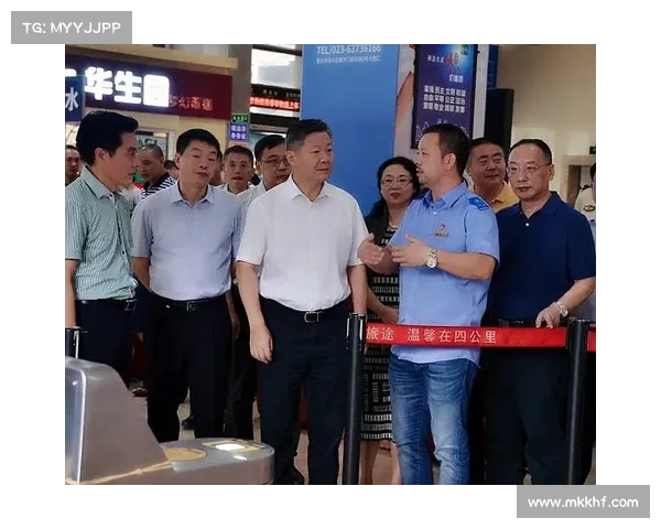 重庆政法委原书记陆克华因涉嫌权色钱色交易被依法逮捕调查 重庆政法委原书记陆克华因涉嫌权色钱色交易被依法逮捕调查